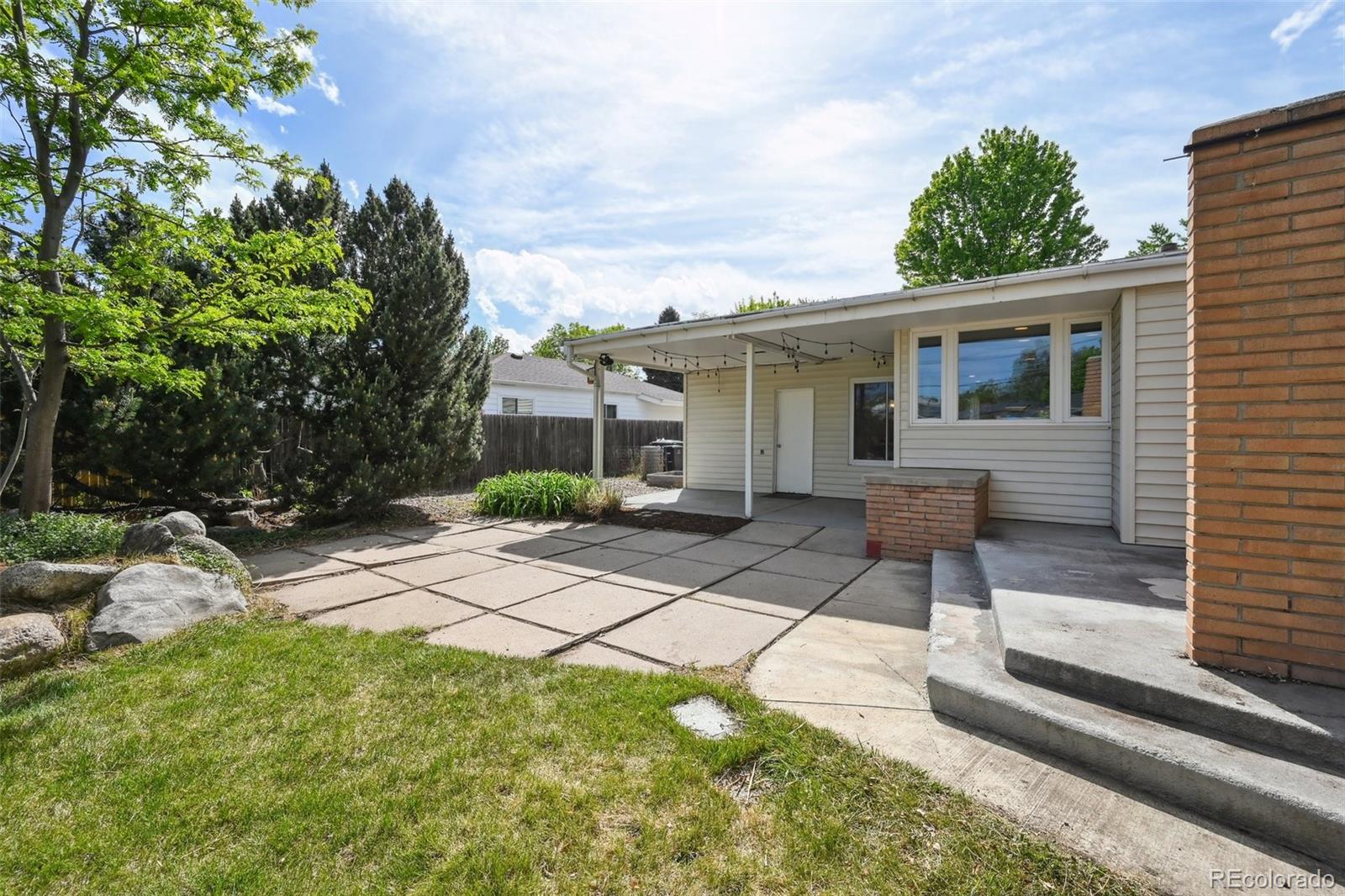 MLS Image #21 for 1370 s hudson street,denver, Colorado
