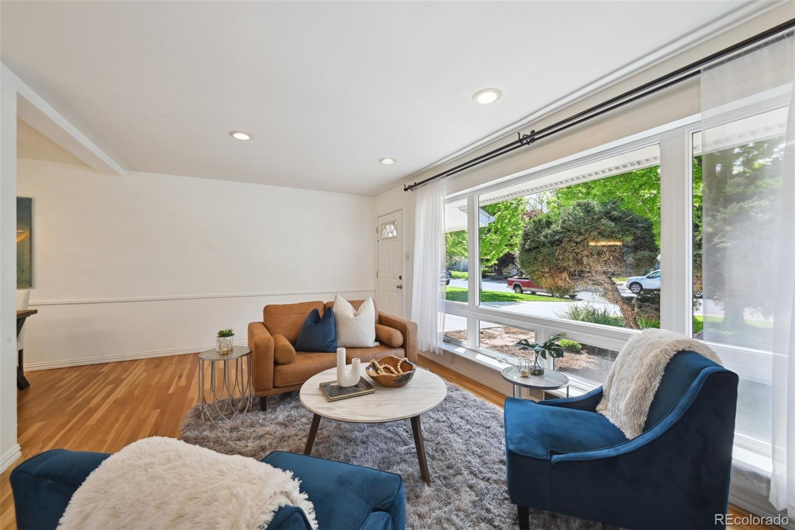 MLS Image #4 for 1370 s hudson street,denver, Colorado