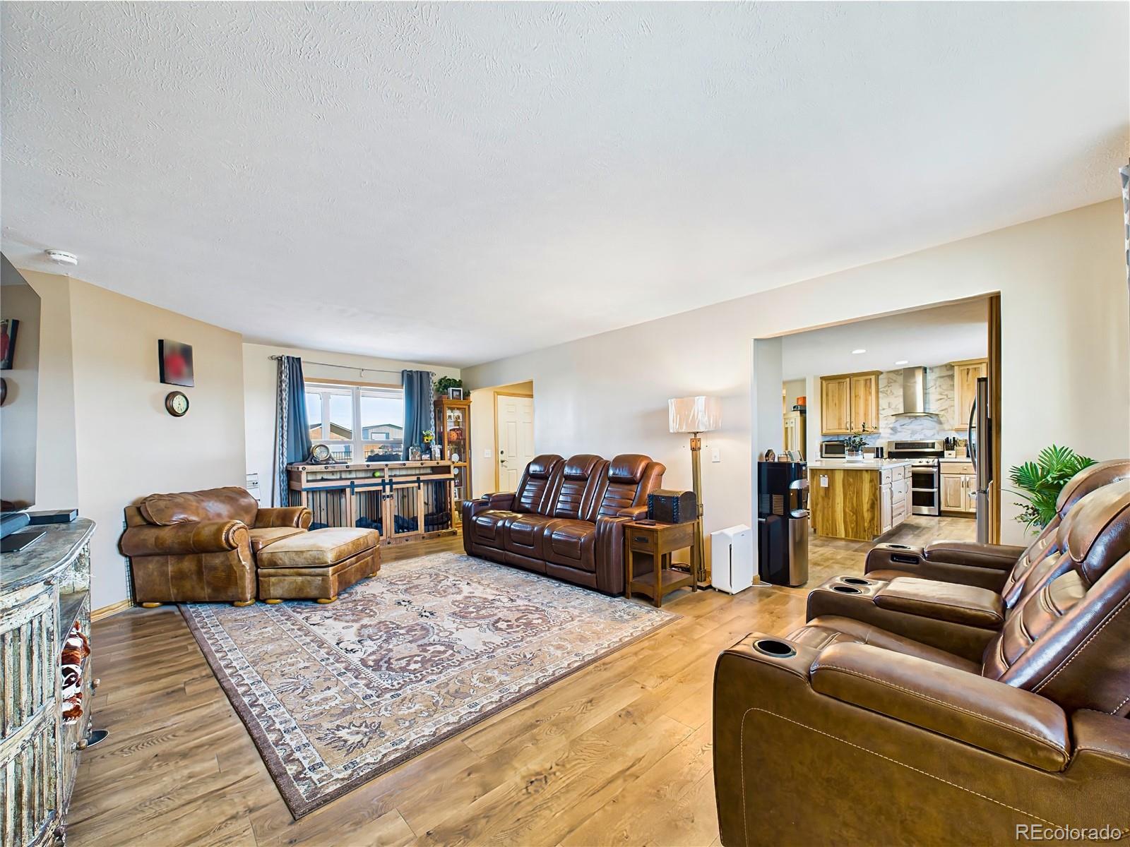 MLS Image #14 for 849 e woodleaf drive,pueblo, Colorado