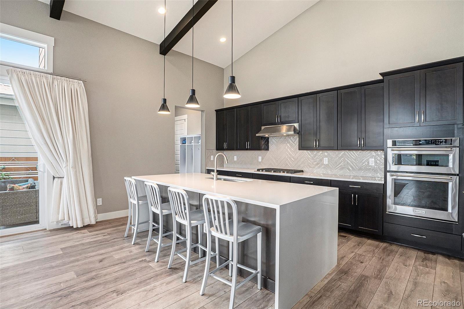 MLS Image #6 for 10179 e 59th north place,denver, Colorado