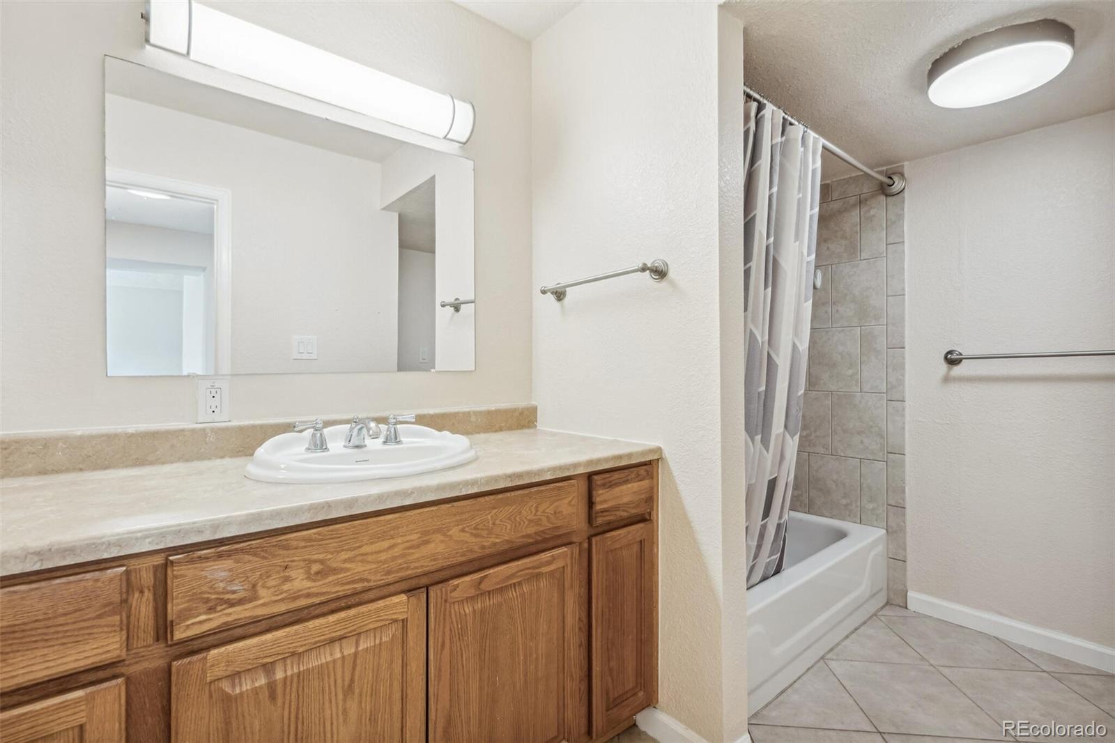MLS Image #11 for 10211  ura lane 3-104,thornton, Colorado