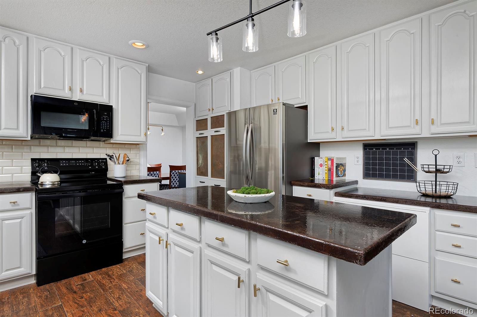 MLS Image #10 for 810  trail ridge drive,louisville, Colorado