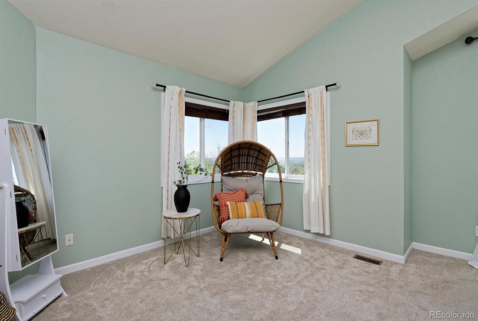 MLS Image #18 for 810  trail ridge drive,louisville, Colorado