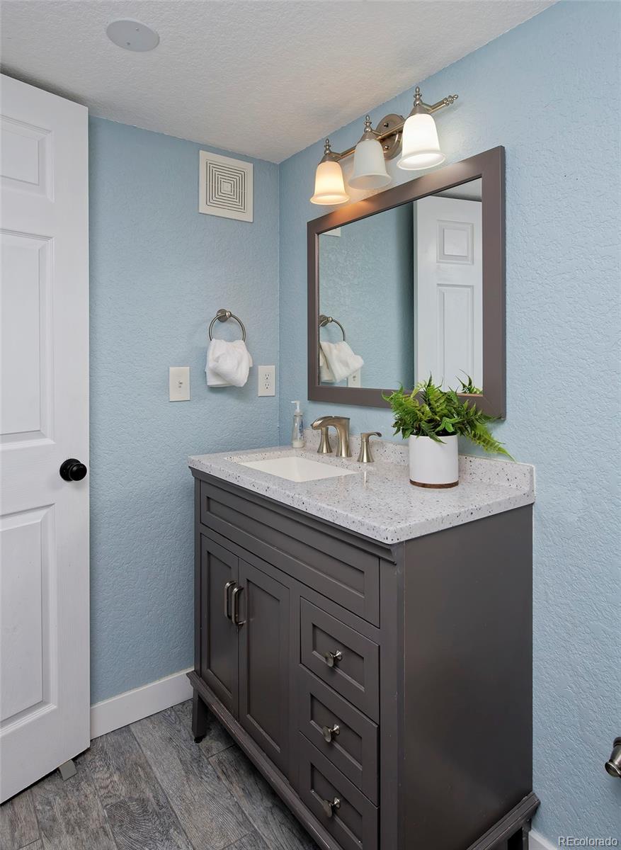 MLS Image #40 for 810  trail ridge drive,louisville, Colorado