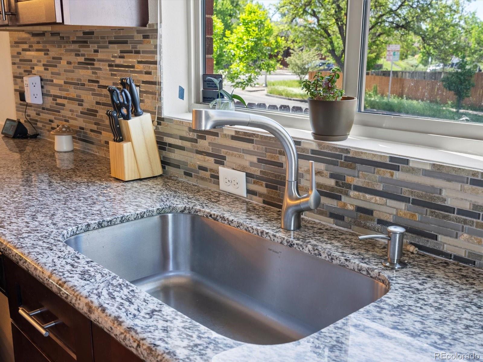 MLS Image #22 for 3401 n steele street,denver, Colorado