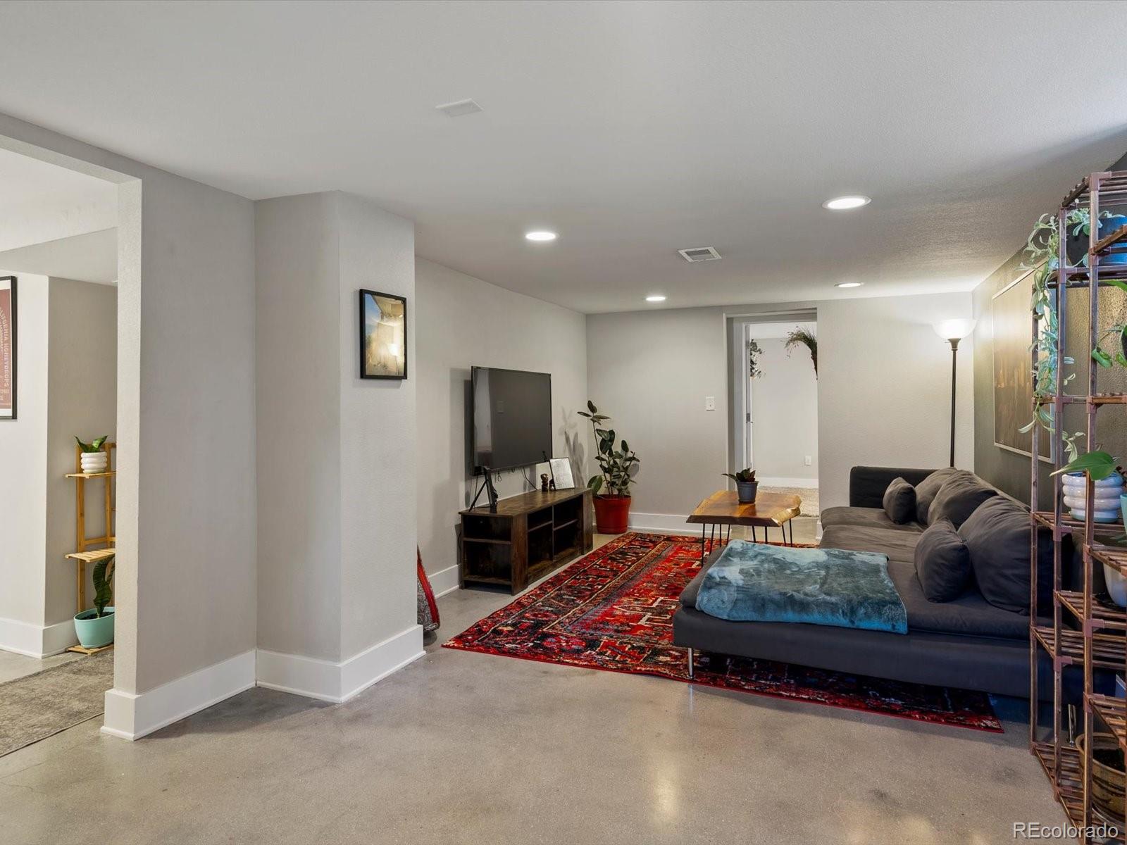MLS Image #32 for 3401 n steele street,denver, Colorado