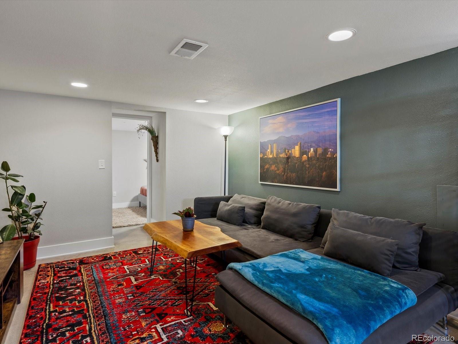 MLS Image #33 for 3401 n steele street,denver, Colorado