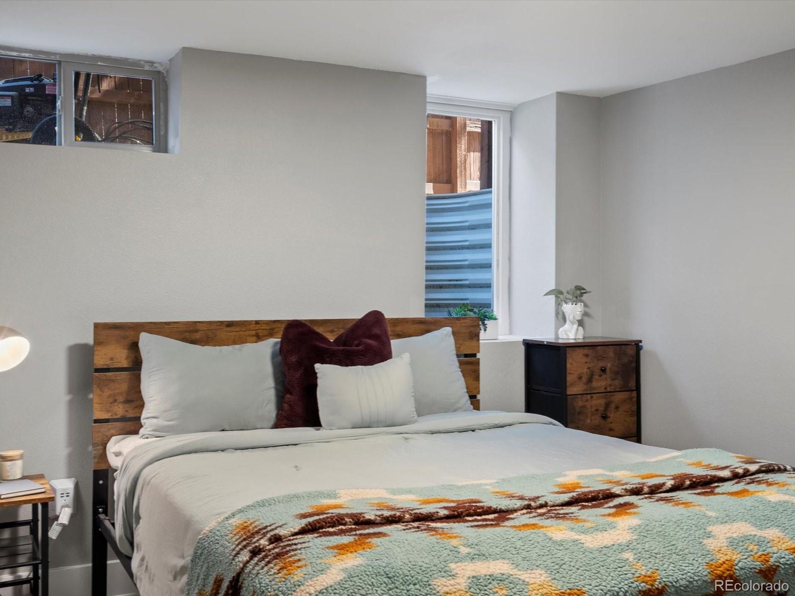 MLS Image #40 for 3401 n steele street,denver, Colorado
