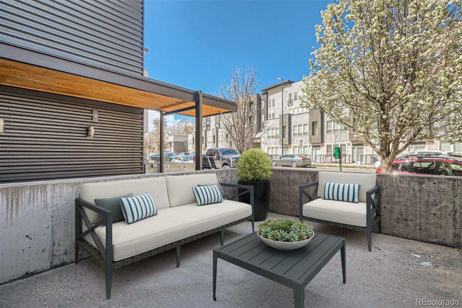 MLS Image #6 for 2650 w front view crescent drive,denver, Colorado