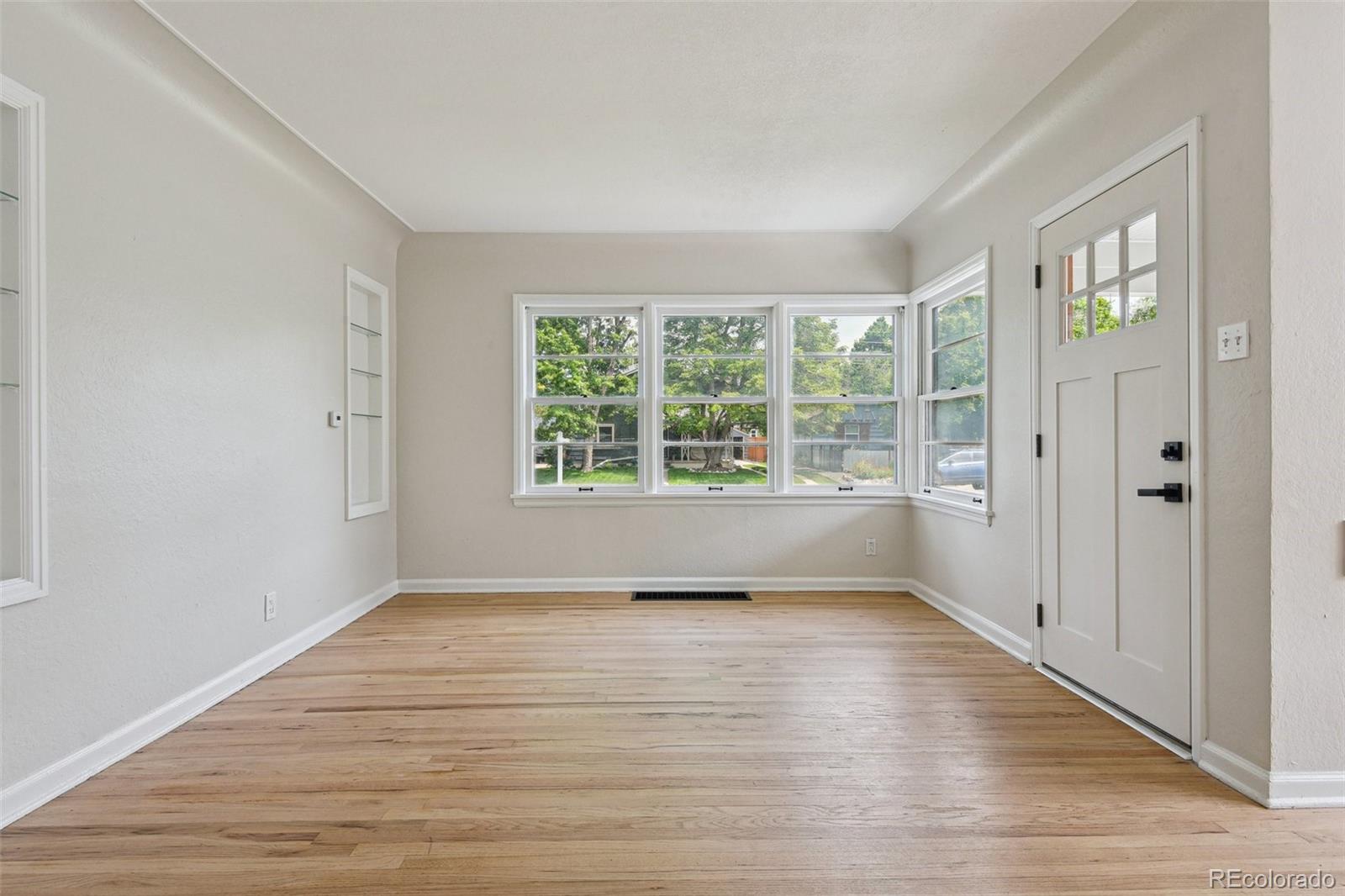 MLS Image #3 for 2709 s franklin street,denver, Colorado