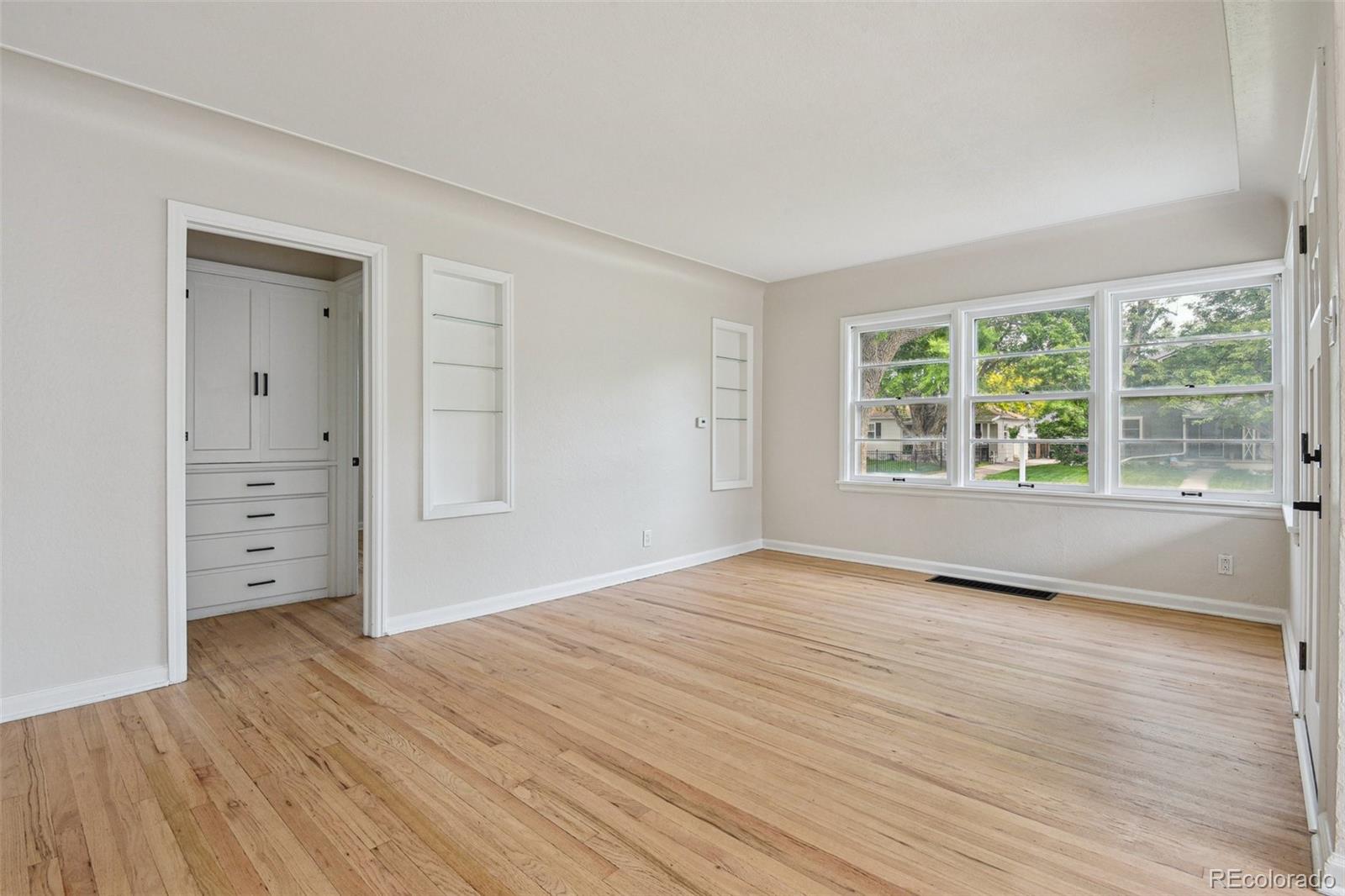 MLS Image #5 for 2709 s franklin street,denver, Colorado