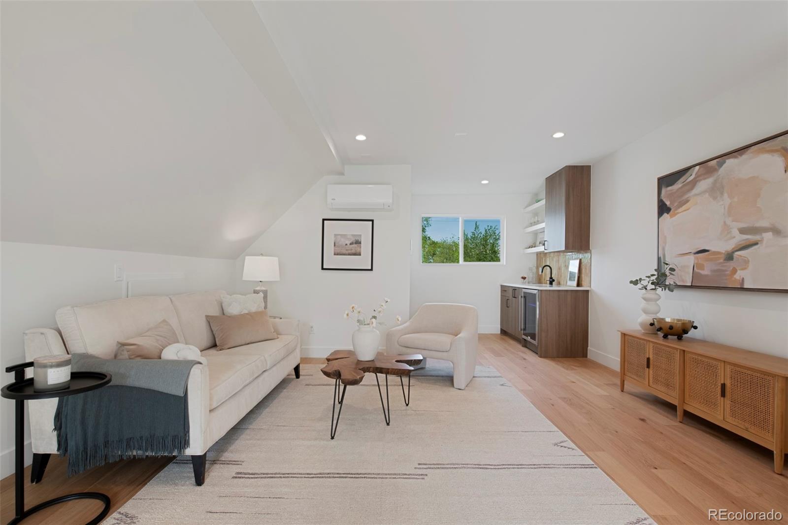 MLS Image #16 for 2450 s cherokee street,denver, Colorado