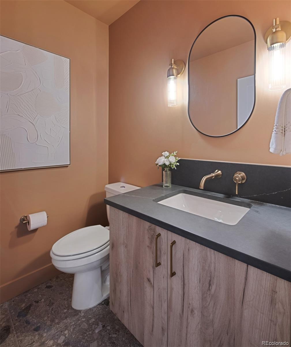 MLS Image #6 for 2450 s cherokee street,denver, Colorado