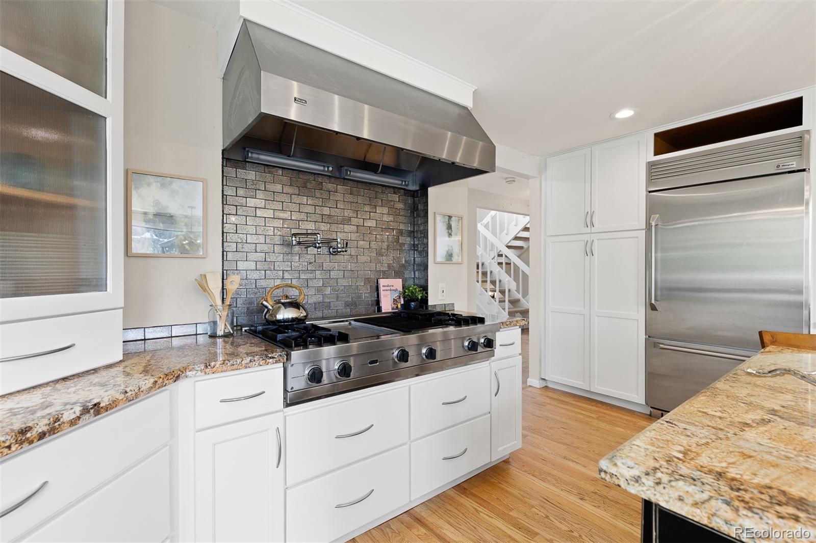 MLS Image #17 for 1952  columbine court,golden, Colorado