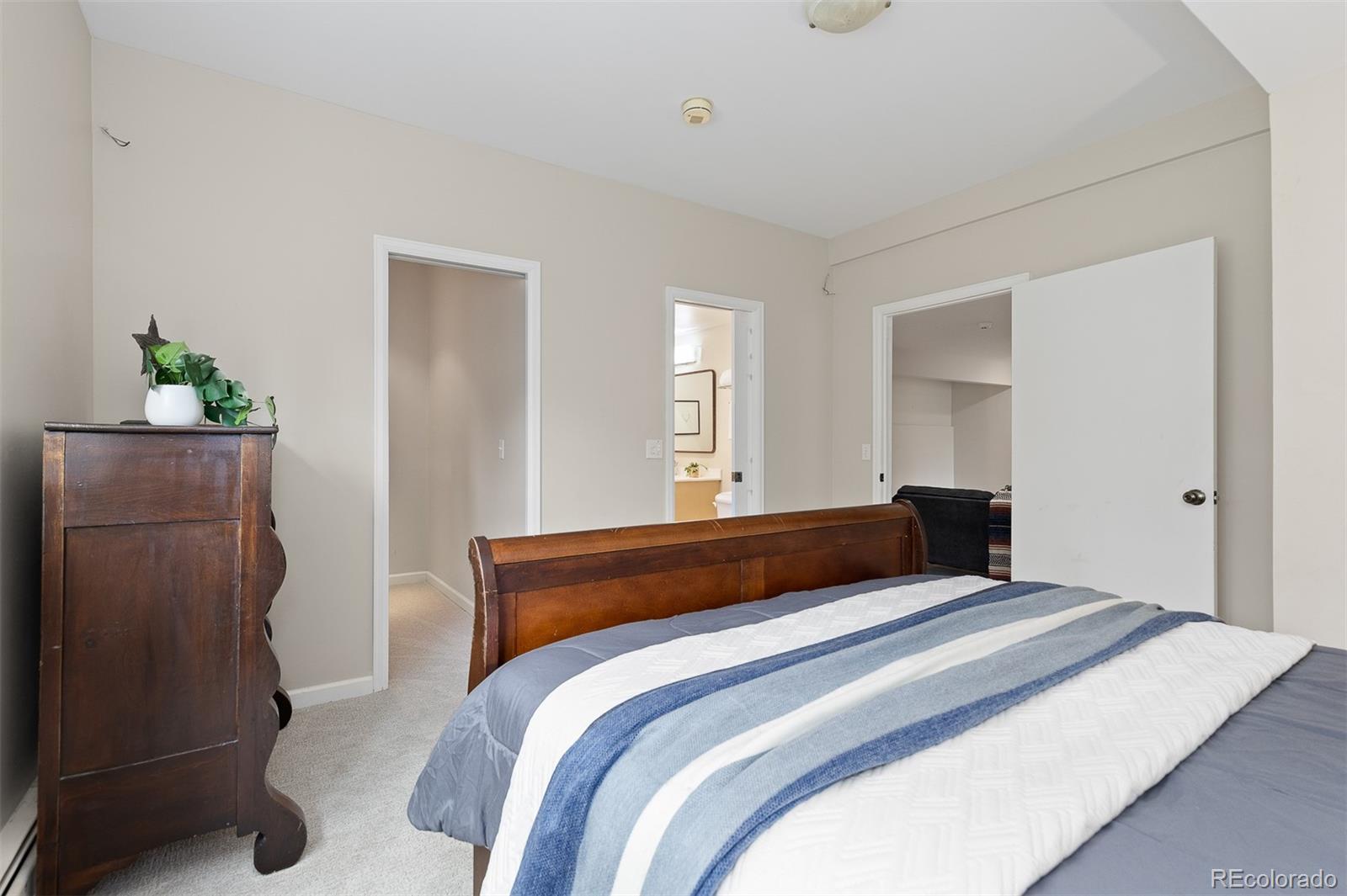 MLS Image #38 for 1952  columbine court,golden, Colorado