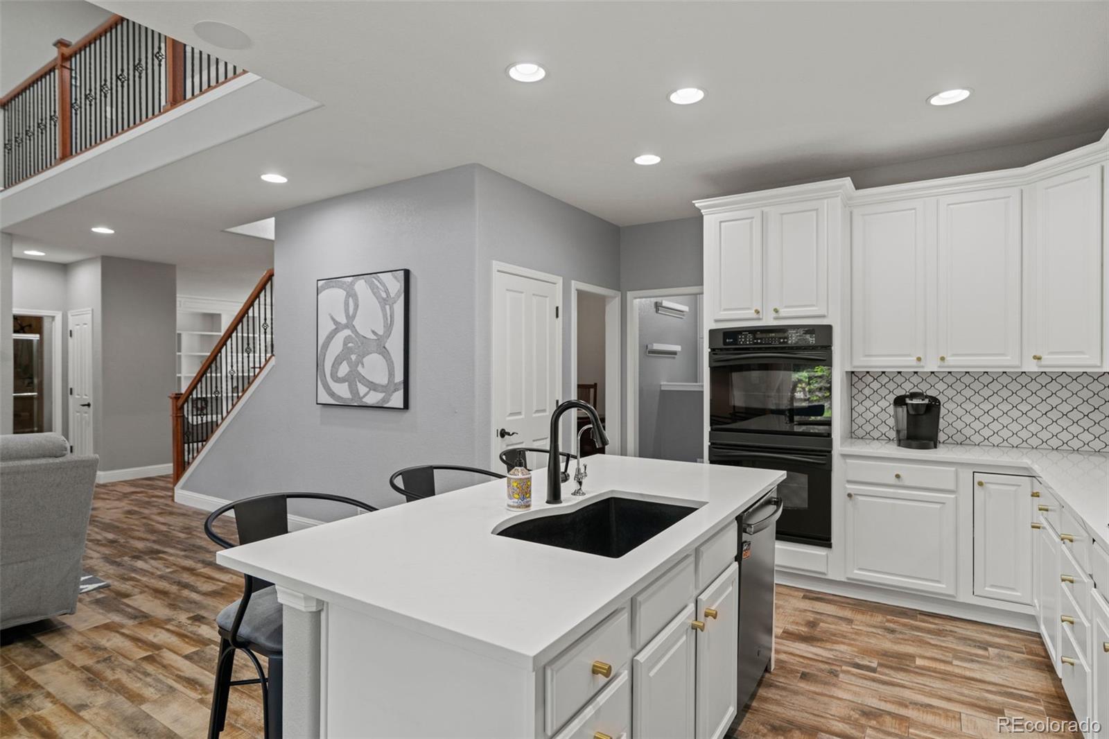 MLS Image #13 for 24682 e ontario drive,aurora, Colorado