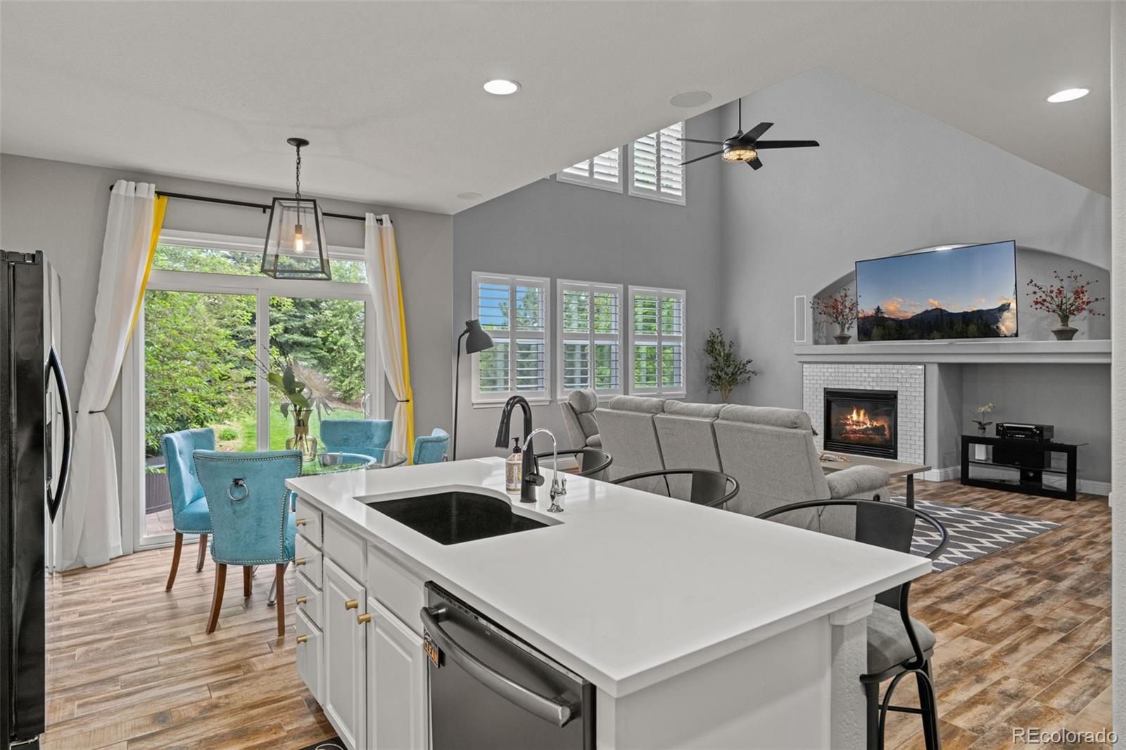MLS Image #14 for 24682 e ontario drive,aurora, Colorado