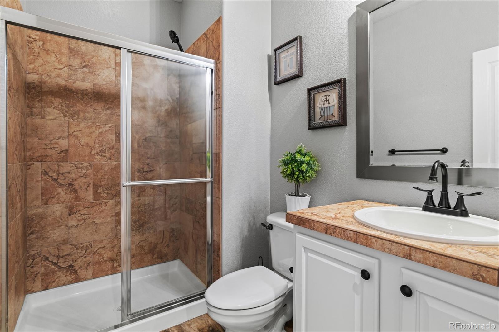 MLS Image #16 for 24682 e ontario drive,aurora, Colorado