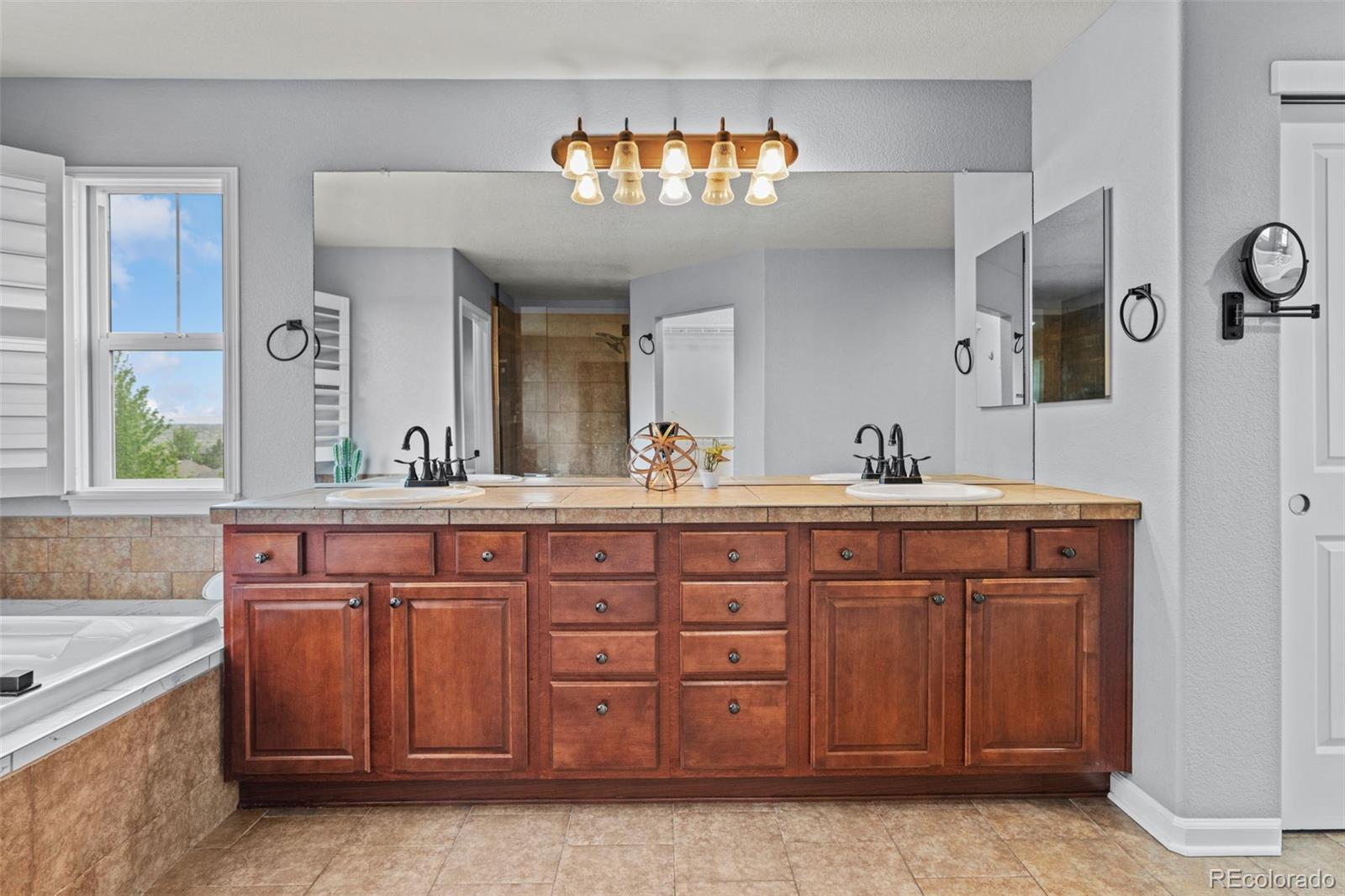 MLS Image #23 for 24682 e ontario drive,aurora, Colorado