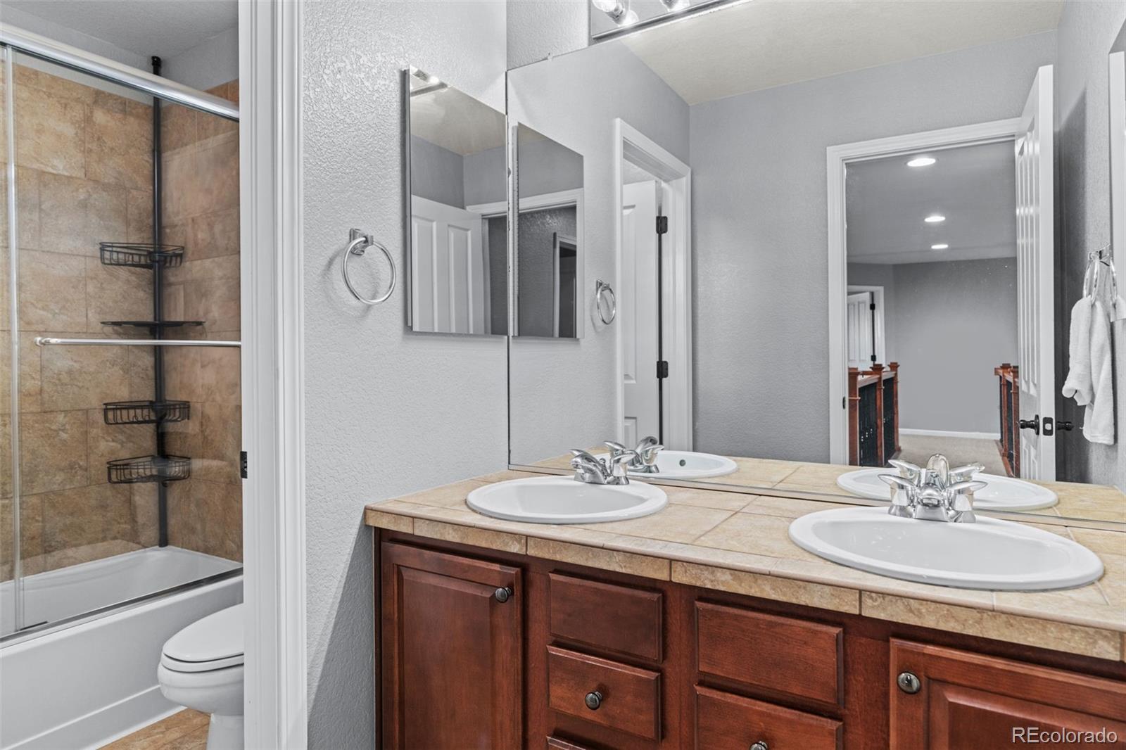 MLS Image #27 for 24682 e ontario drive,aurora, Colorado