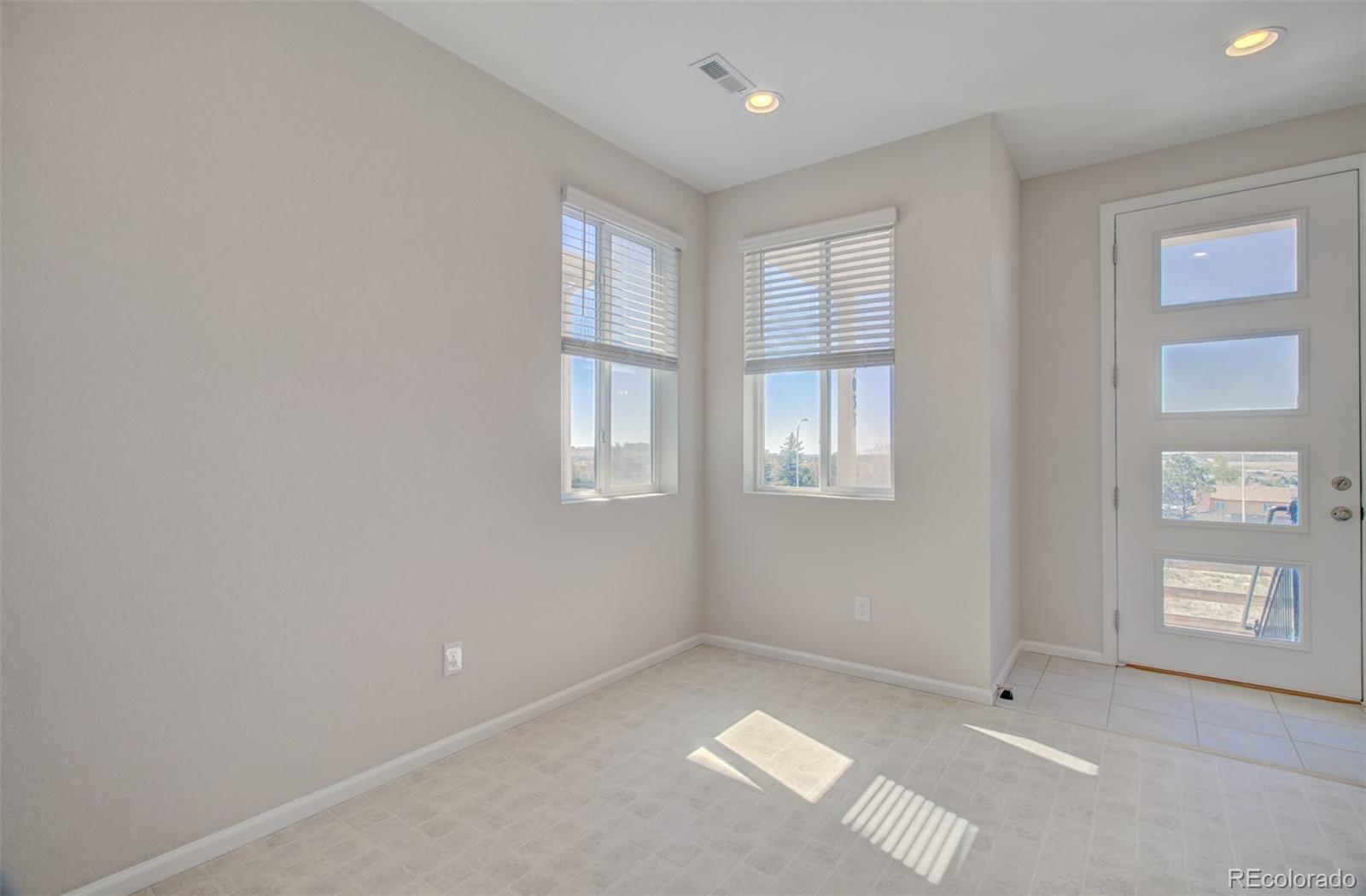 MLS Image #14 for 5033  baseline view,colorado springs, Colorado