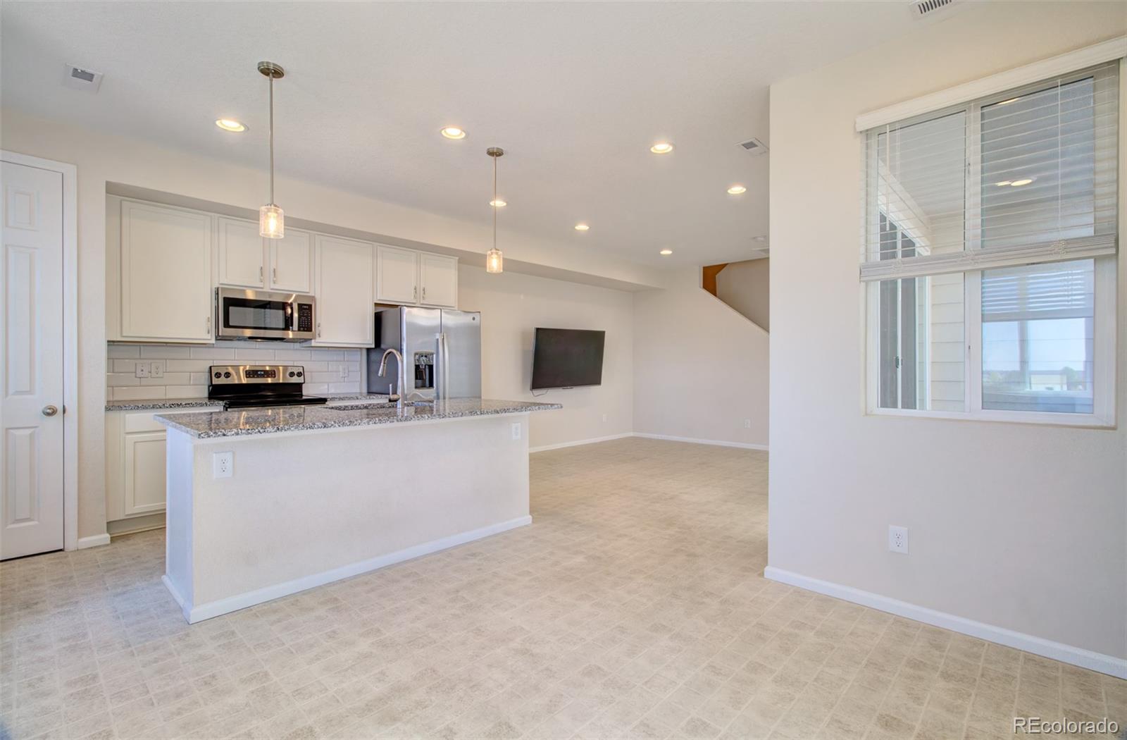MLS Image #15 for 5033  baseline view,colorado springs, Colorado