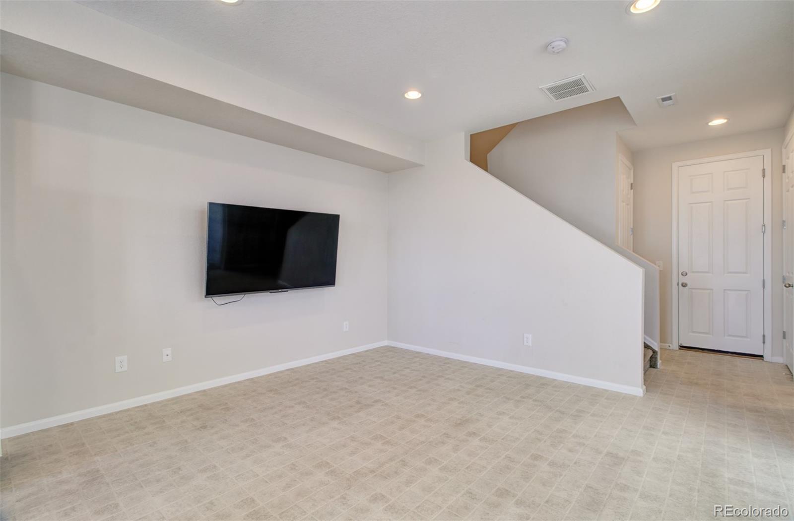 MLS Image #17 for 5033  baseline view,colorado springs, Colorado