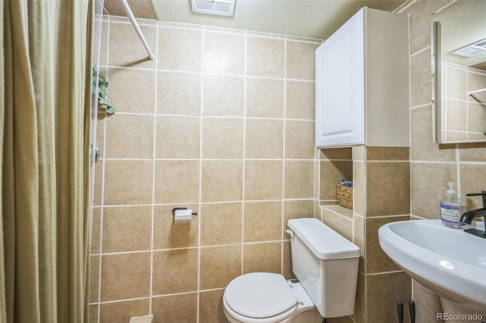MLS Image #18 for 3080 n cook street,denver, Colorado