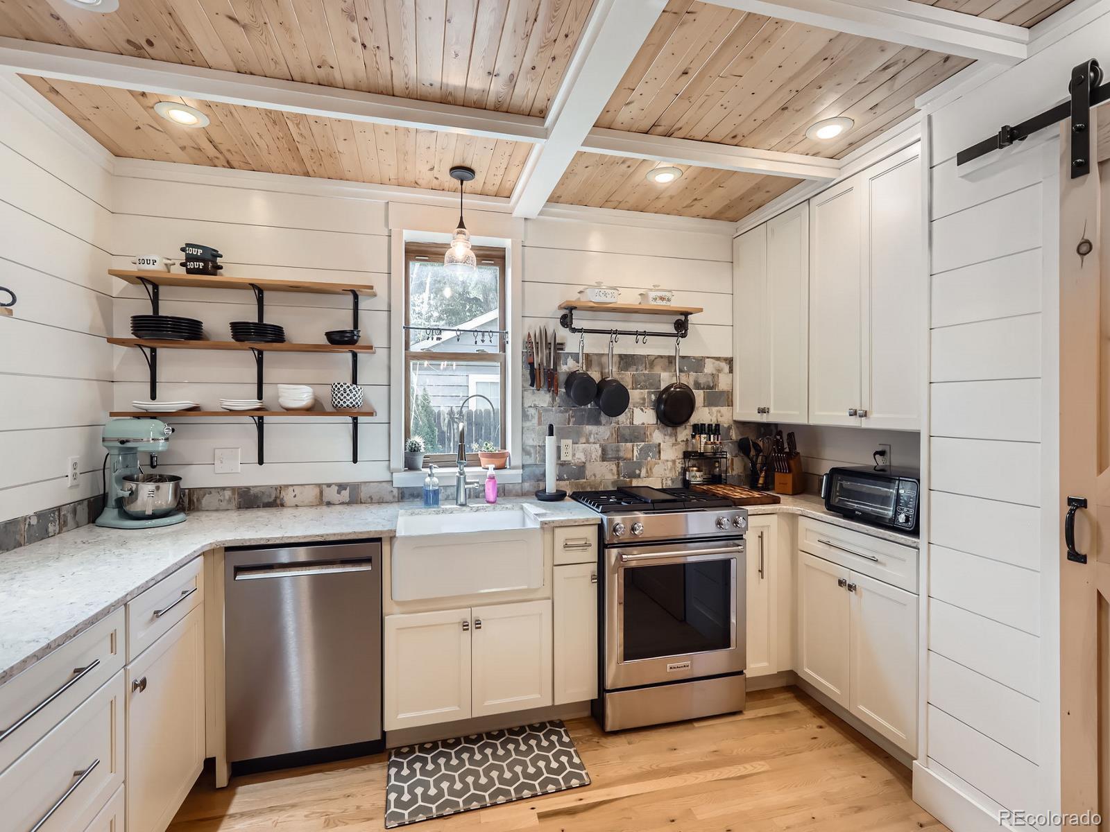 MLS Image #8 for 536 w 5th street,loveland, Colorado