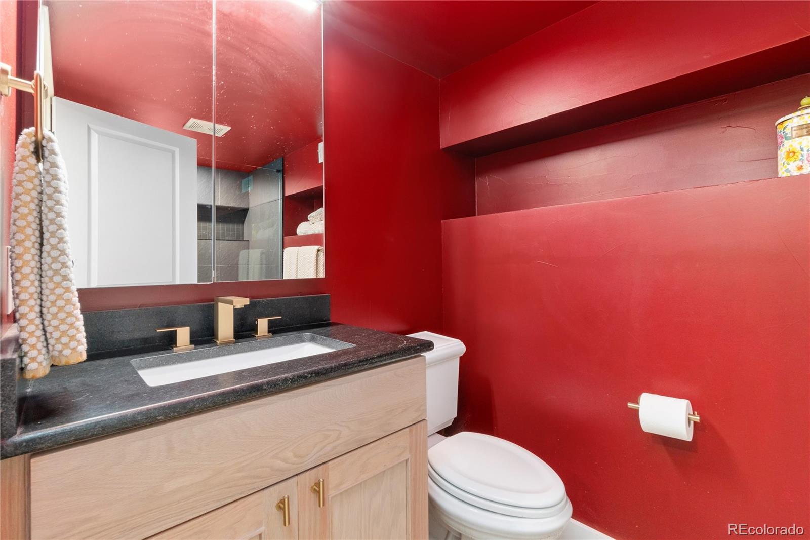 MLS Image #25 for 890 s vine street,denver, Colorado