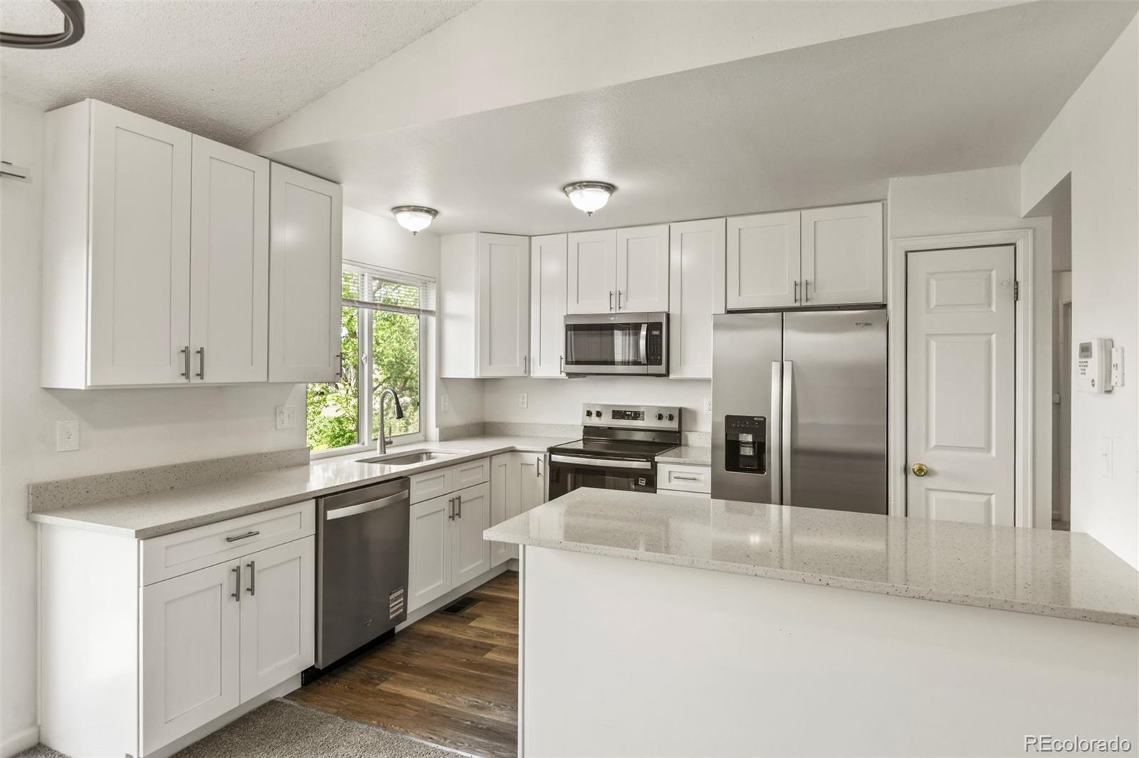 MLS Image #5 for 11182 w 103rd circle,broomfield, Colorado