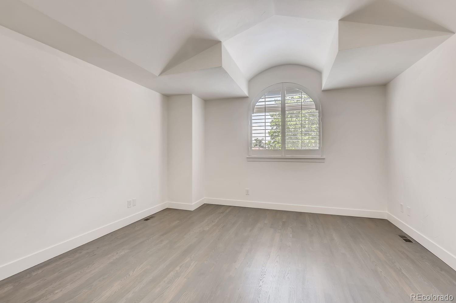 MLS Image #17 for 536  cook street,denver, Colorado