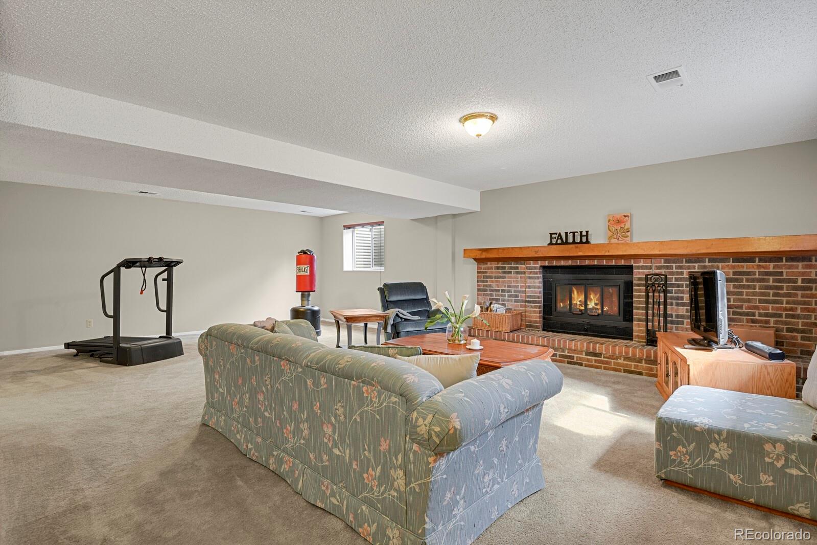 MLS Image #21 for 7466 e long circle,centennial, Colorado