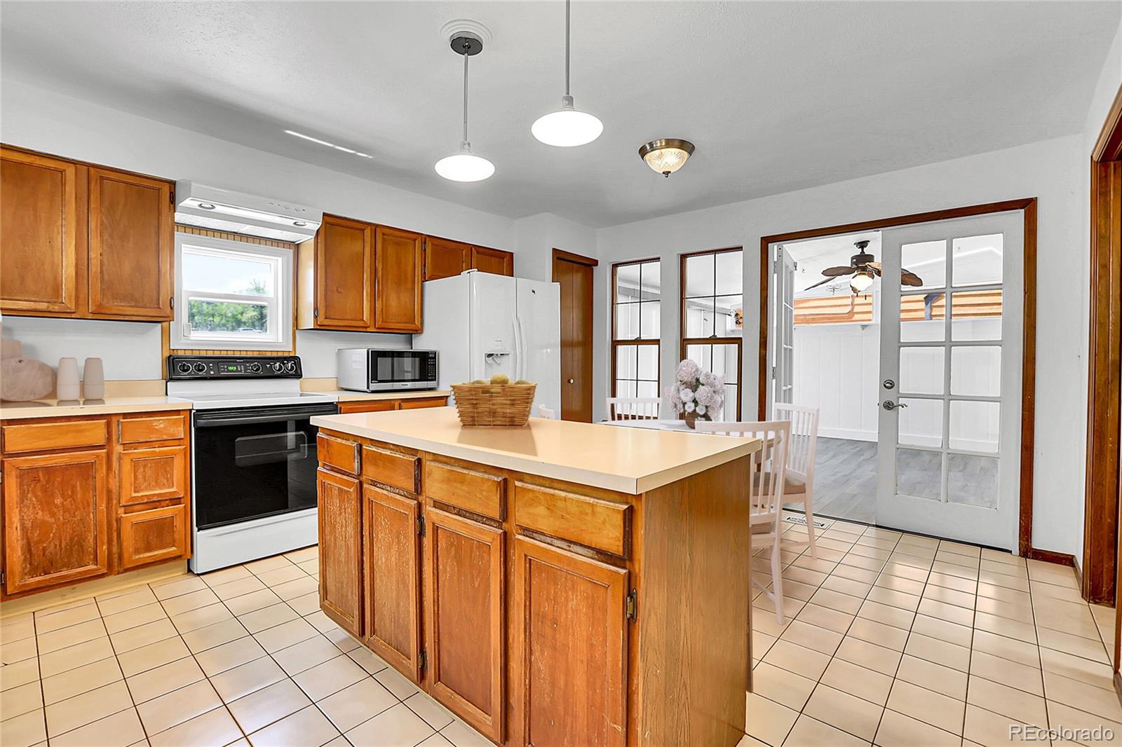 MLS Image #7 for 13270 w 65th avenue,arvada, Colorado