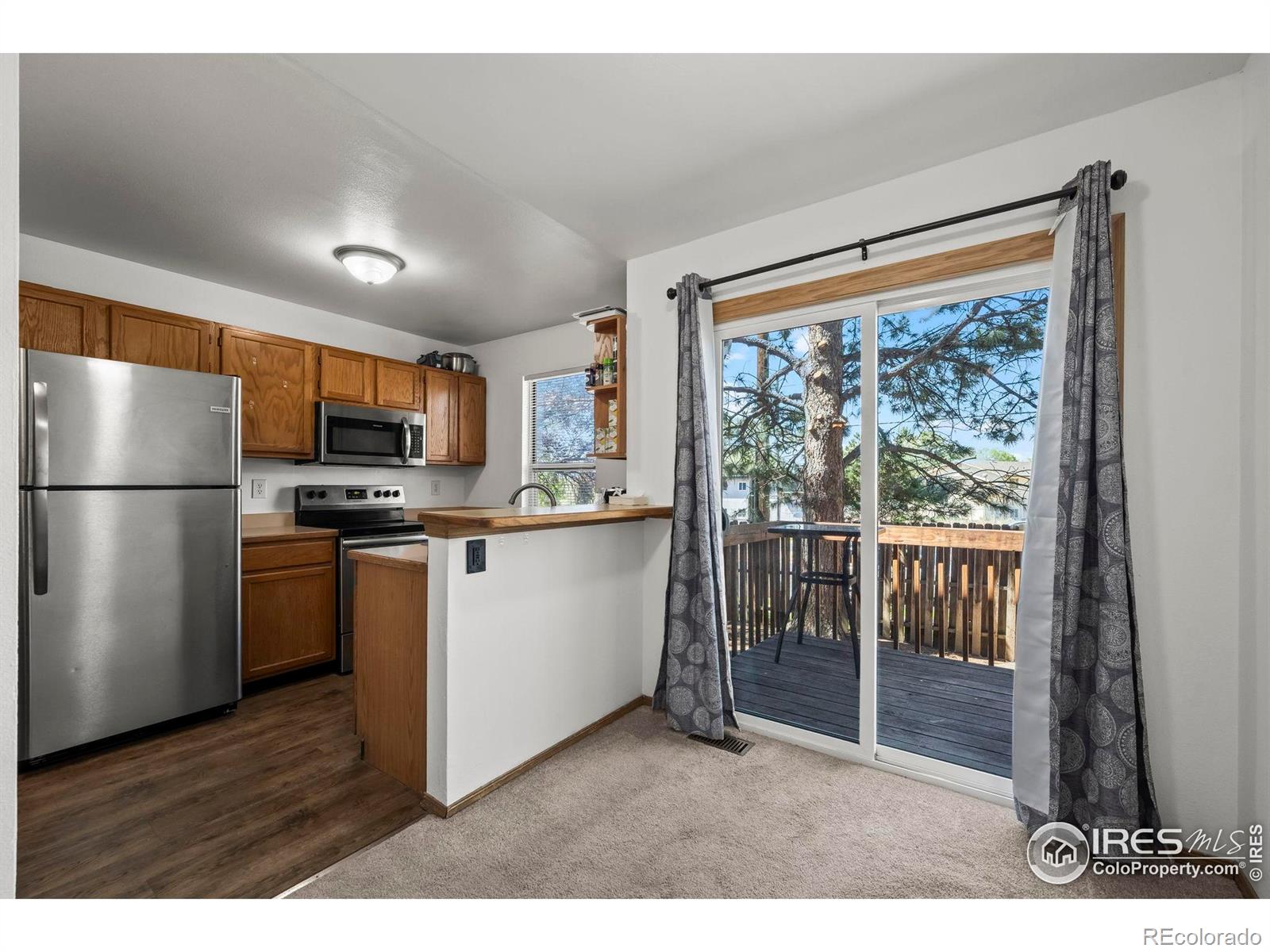 MLS Image #5 for 504  shady crest circle,colorado springs, Colorado