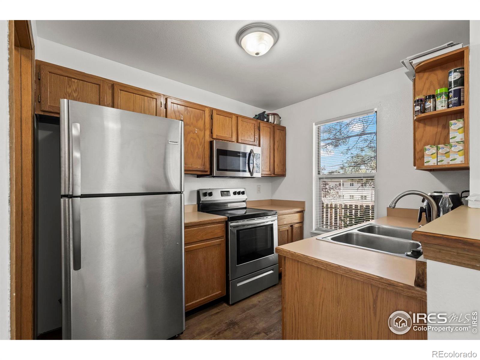 MLS Image #7 for 504  shady crest circle,colorado springs, Colorado