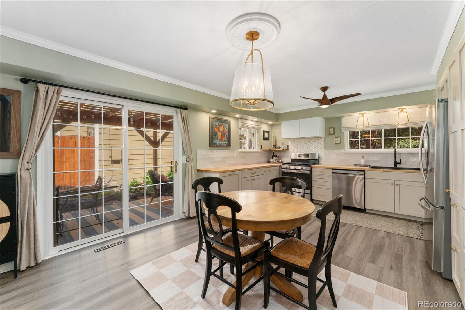 MLS Image #6 for 938 w peakview circle,littleton, Colorado