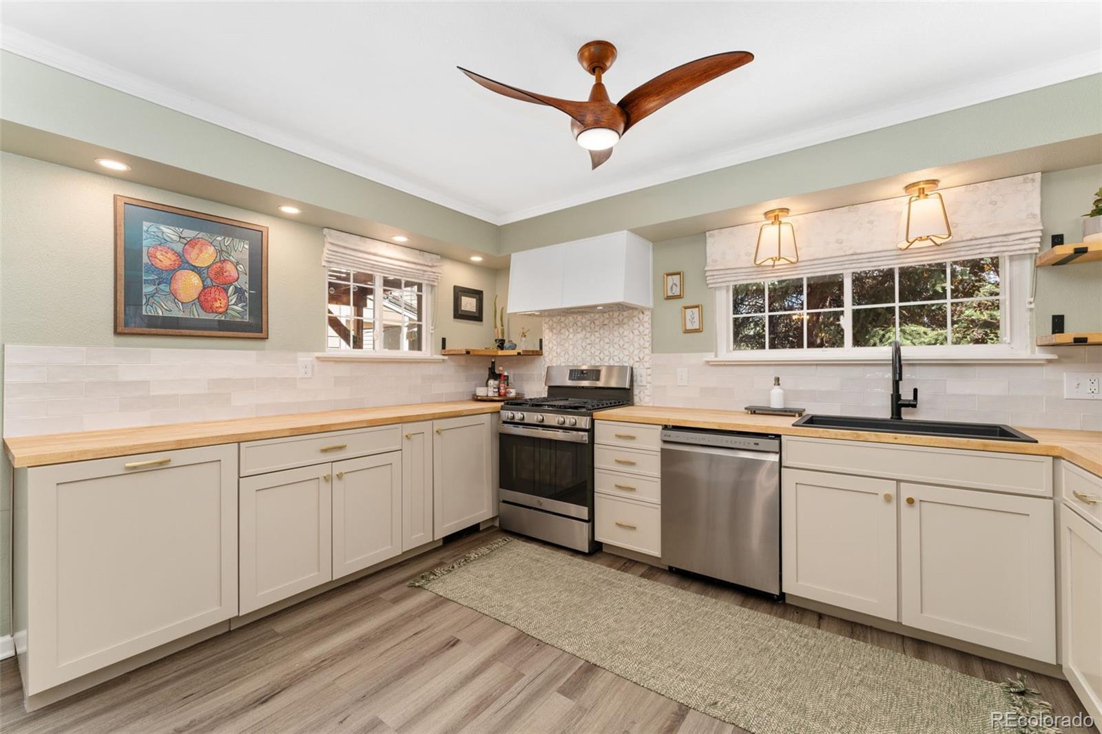 MLS Image #9 for 938 w peakview circle,littleton, Colorado
