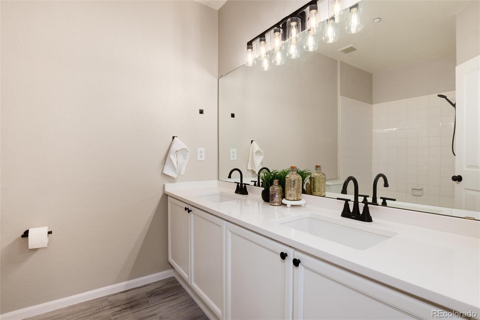 MLS Image #11 for 7408 s alkire street,littleton, Colorado
