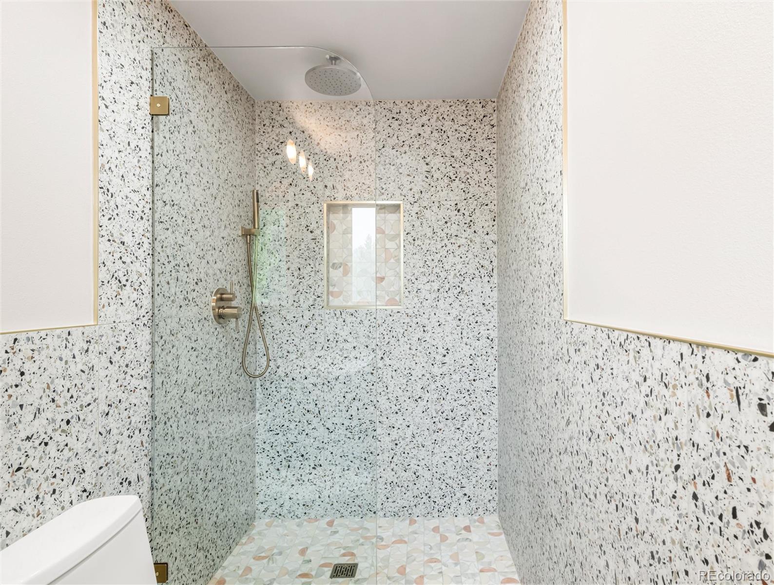 MLS Image #23 for 10000 e ohio avenue,denver, Colorado