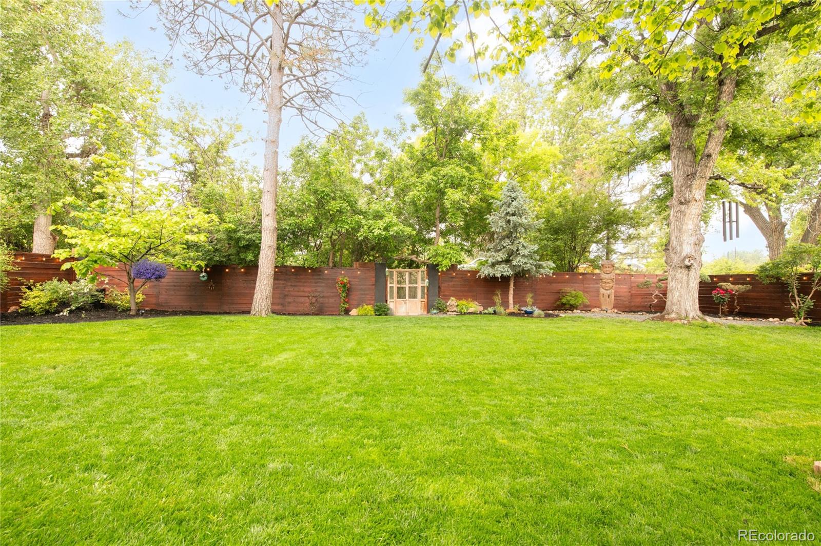 MLS Image #38 for 10000 e ohio avenue,denver, Colorado