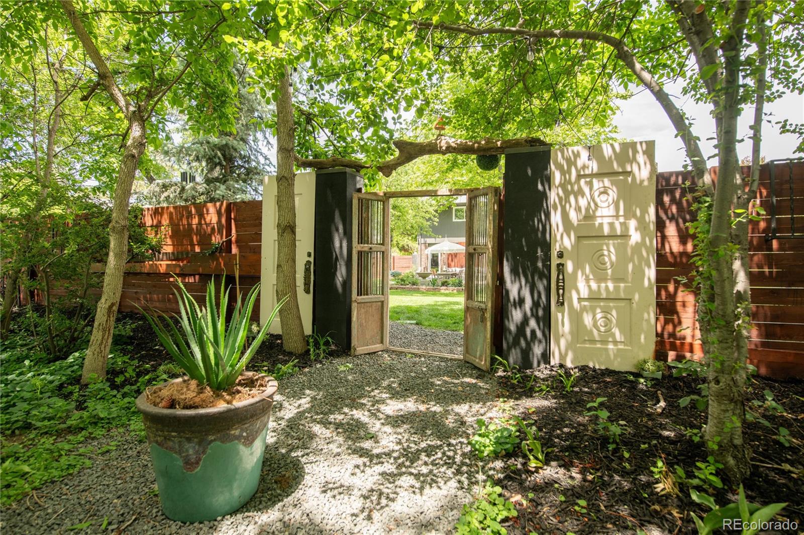 MLS Image #41 for 10000 e ohio avenue,denver, Colorado