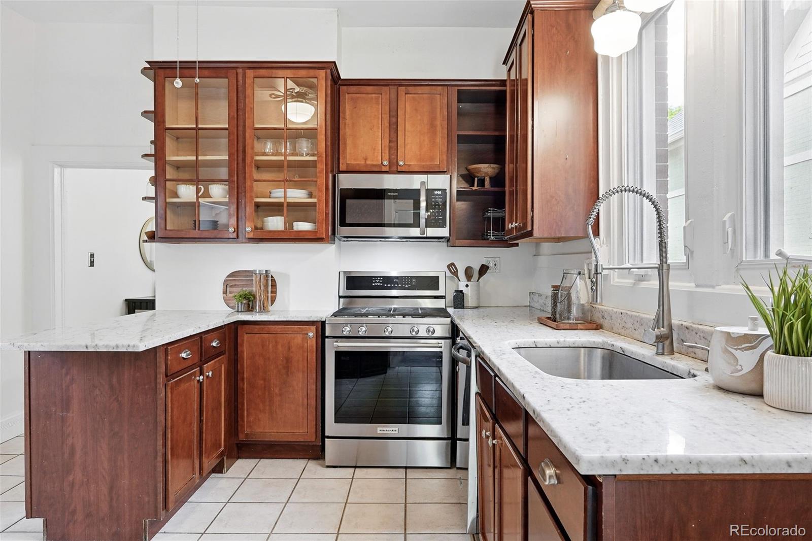 MLS Image #15 for 3330 w 30th avenue,denver, Colorado