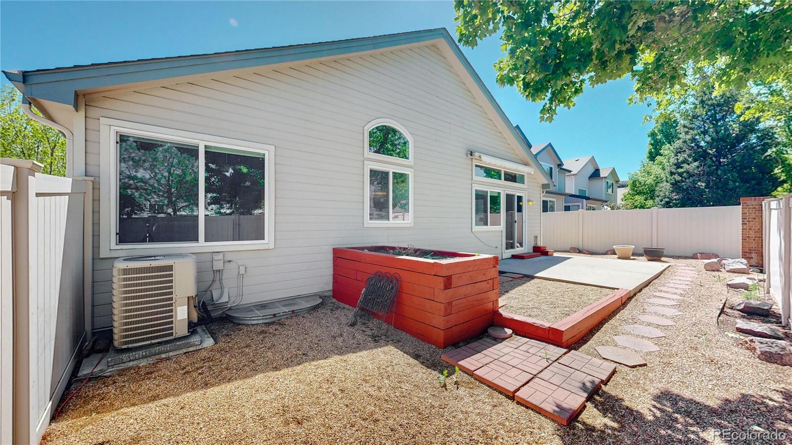 MLS Image #18 for 2225 s lima court,aurora, Colorado
