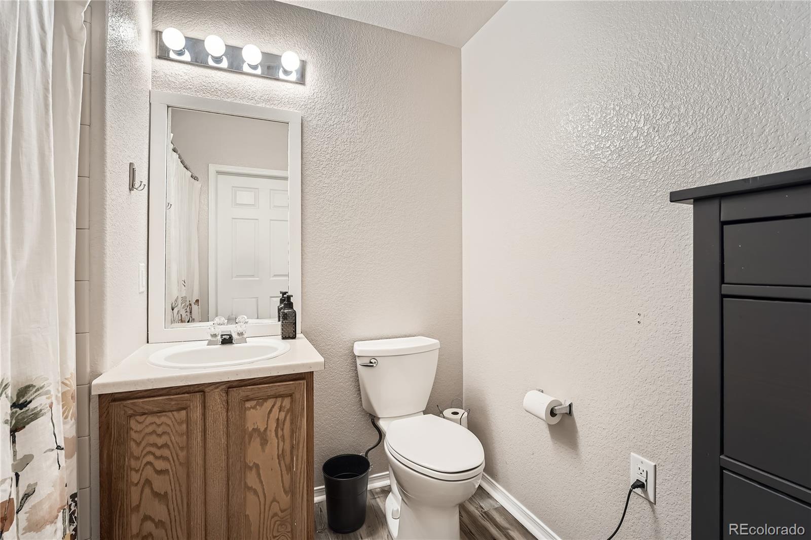 MLS Image #19 for 16320 e fremont avenue,aurora, Colorado
