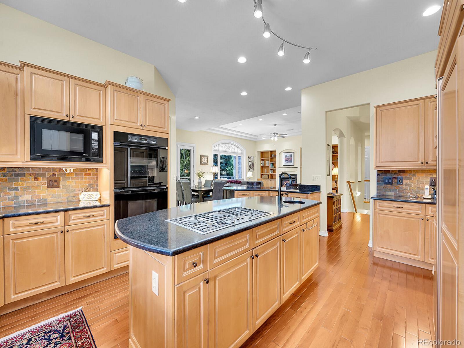 MLS Image #17 for 4704 w hinsdale court,littleton, Colorado