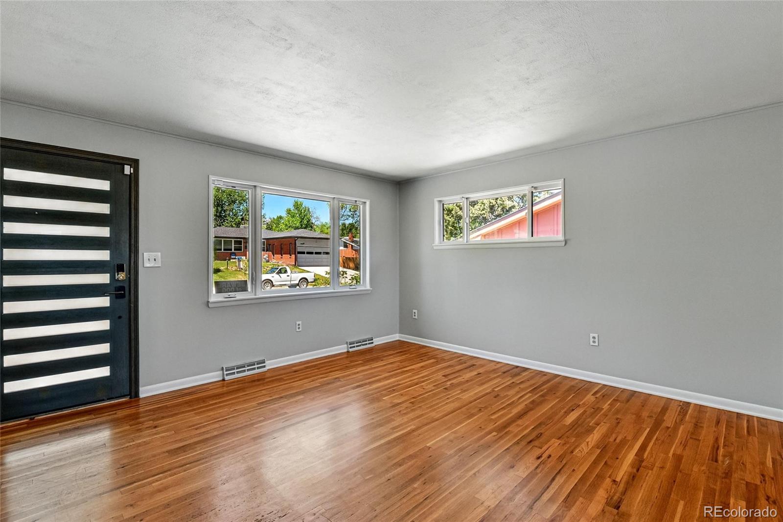 MLS Image #9 for 380 s jersey street,denver, Colorado