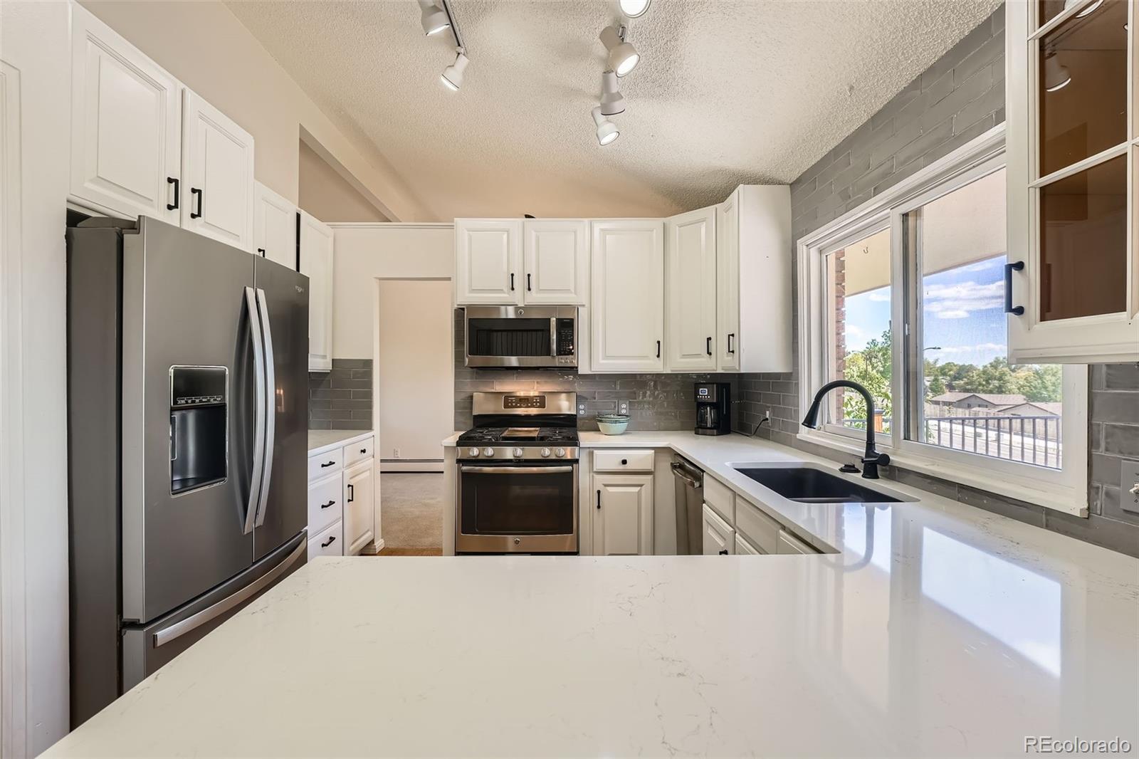 MLS Image #8 for 11410 w 72nd place,arvada, Colorado