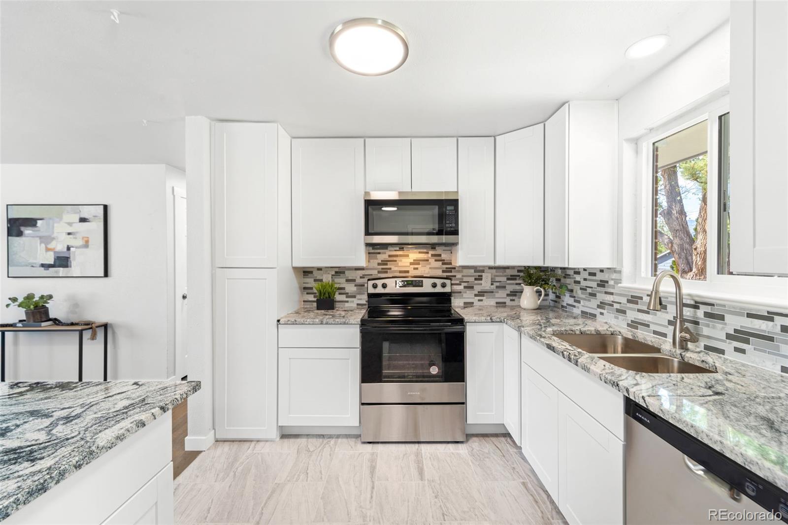 MLS Image #10 for 102 s claremont street,colorado springs, Colorado