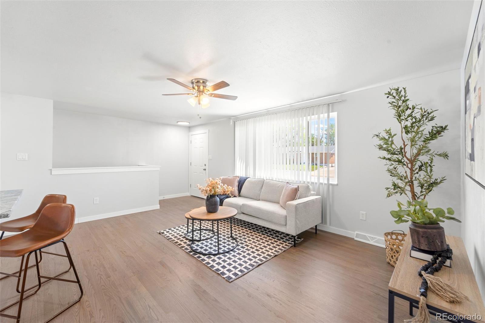 MLS Image #11 for 102 s claremont street,colorado springs, Colorado